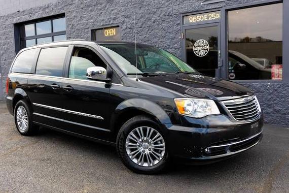 CHRYSLER TOWN AND COUNTRY 2016 2C4RC1CG8GR190417 image